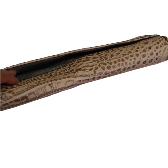 Calvin Klein Snake Skin Womens Large Wristlet Wallet - Picture 3 of 3